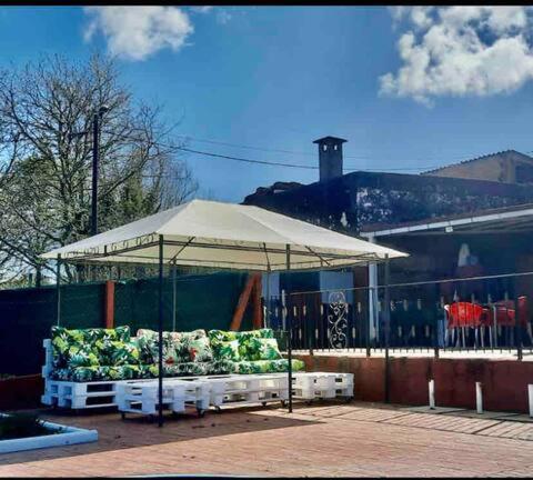 Alojamiento Entero Con Piscina Y Jardin. Ourense Zewnętrze zdjęcie